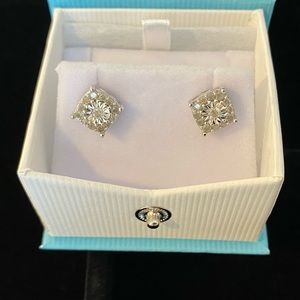 1/2 ctw DIAMOND STUD EARRINGS